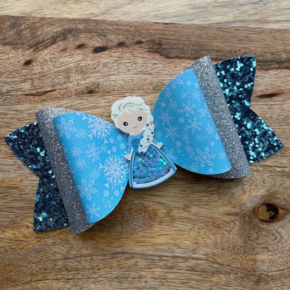 Handmade frozen Elsa 6” triple layer bow